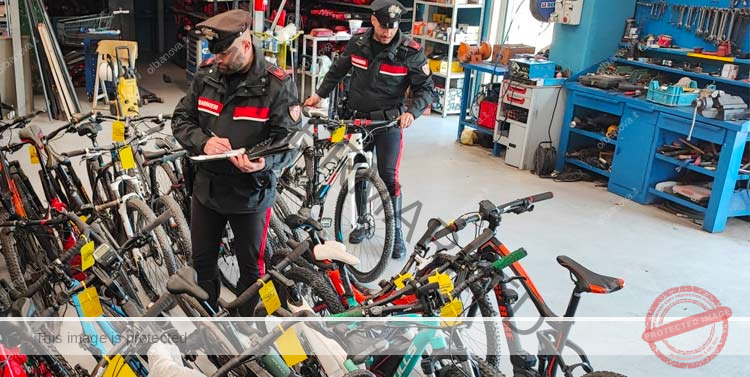 Il recupero di biciclette avvenuto anni fa a Olbia